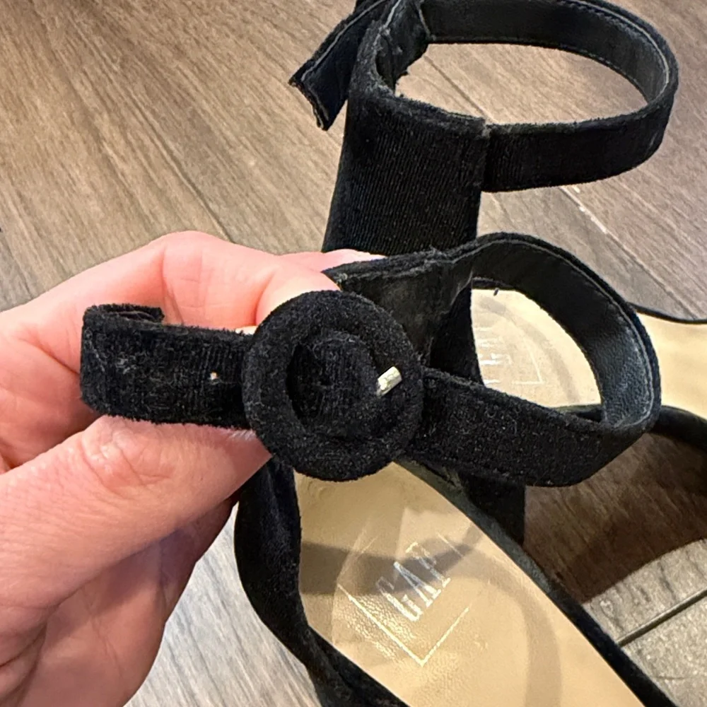Gap Black Velvet Women's Heels Size 8 C11-050